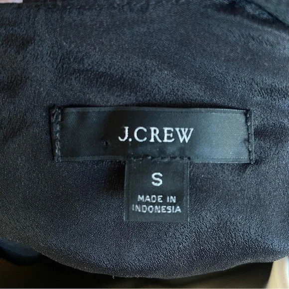 J. Crew Puff-sleeve mini dress in textured plaid - Picture 8 of 10